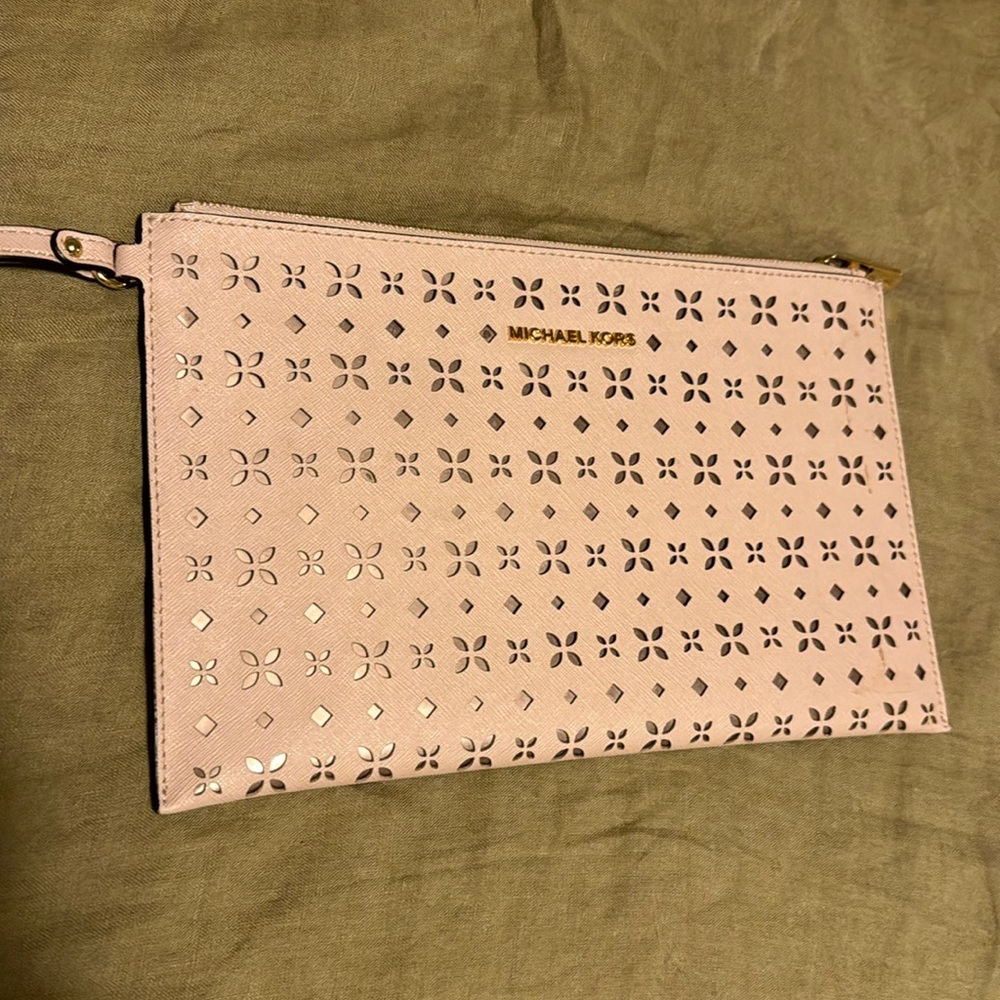 Michael Kors Jet Set Travel Zip Clutch